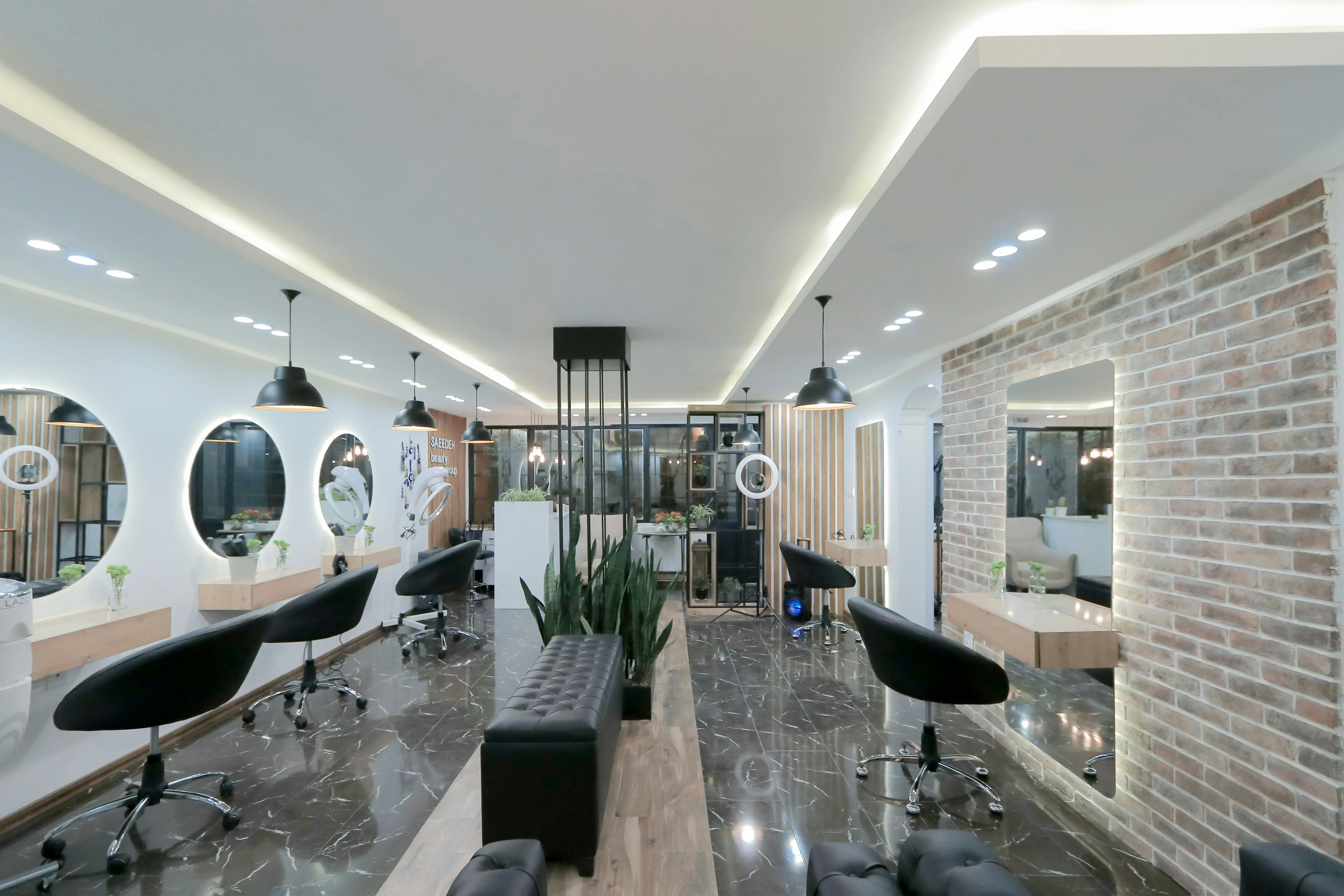 Salon Marketing: How to Fill Your Appointment Calendar Sustainably