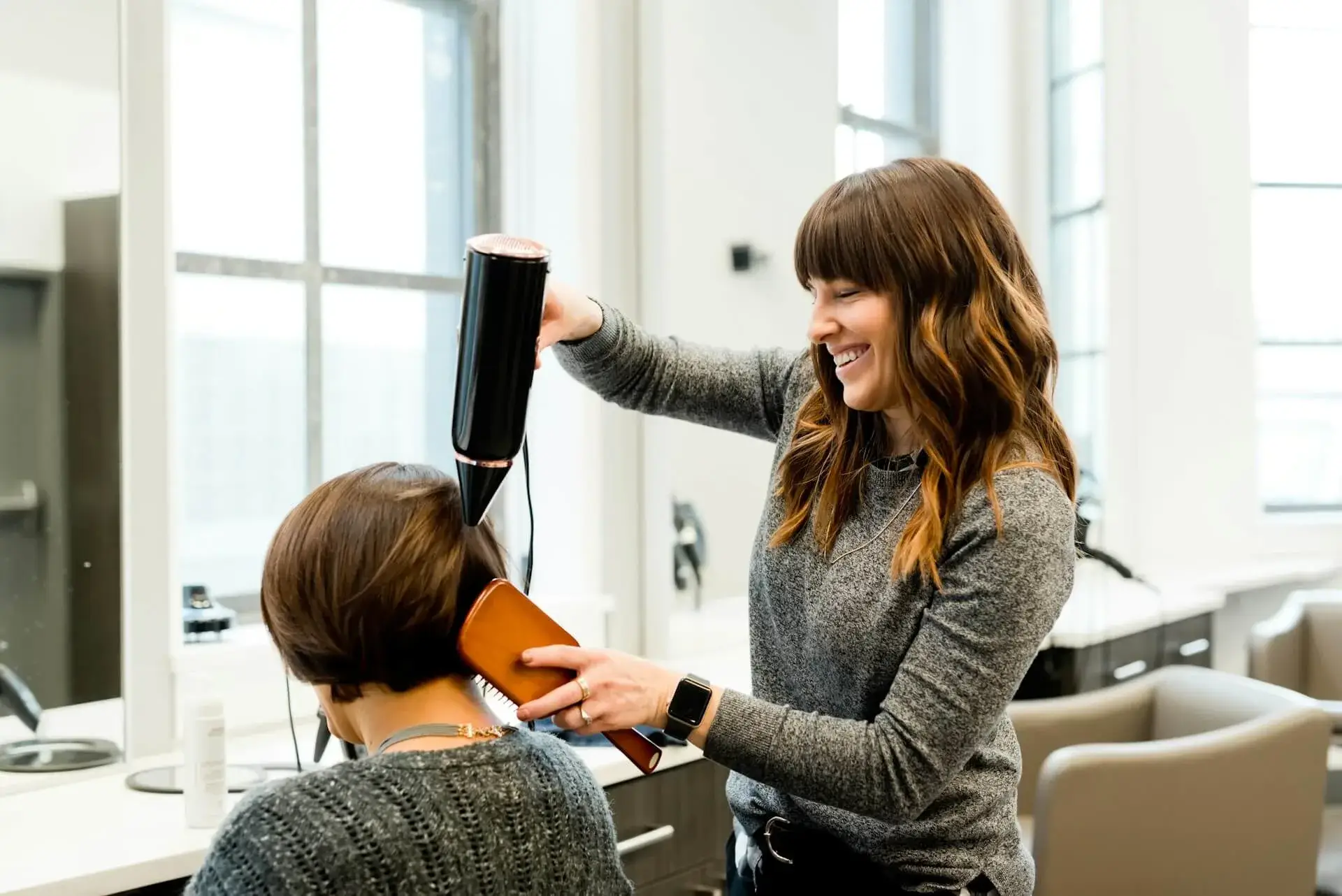 Avoid Empty Chairs: Strategies Against No-Shows in the Hairdressing Salon