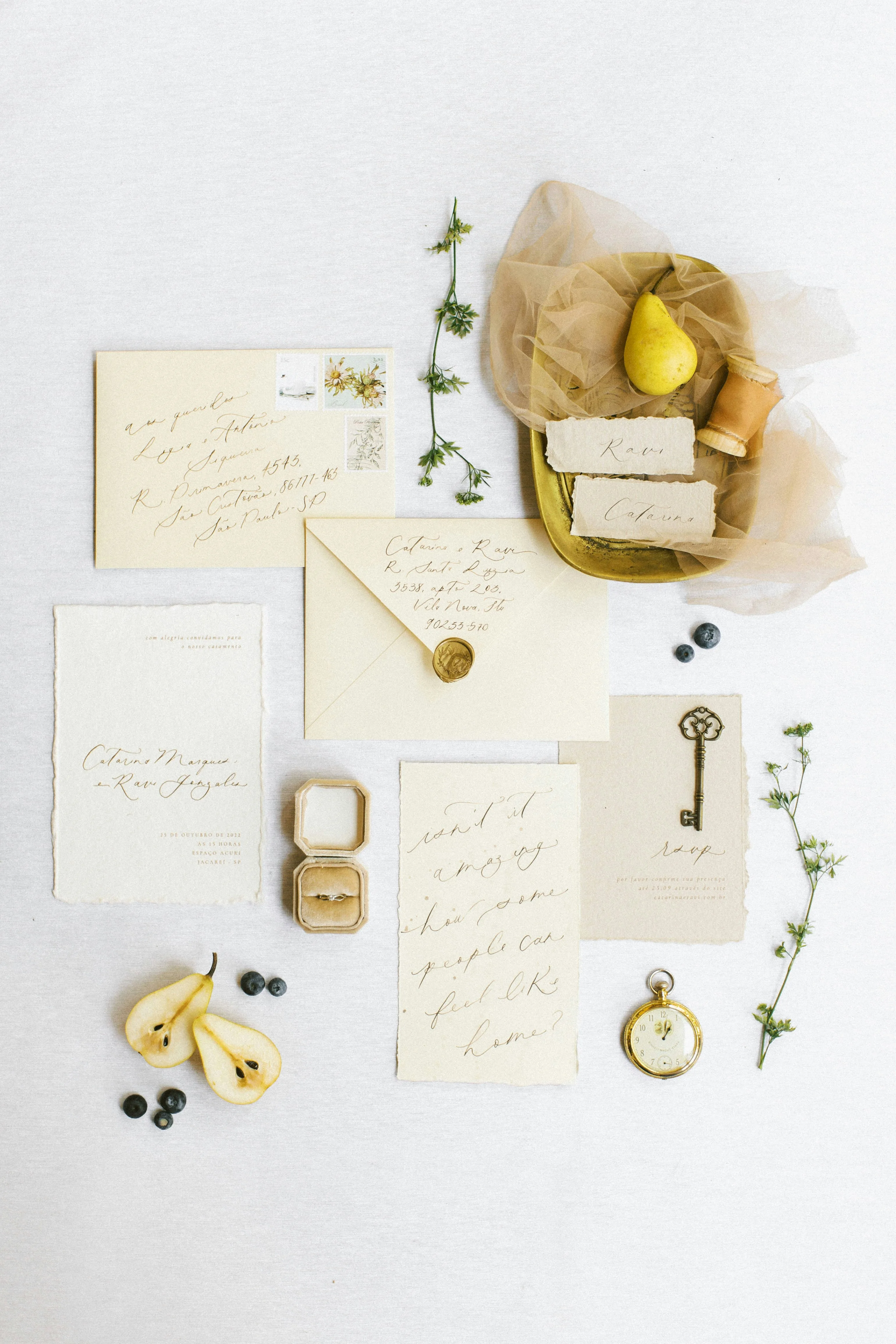 Paper Etiquette: The Ultimate Guide for Wedding Invitations