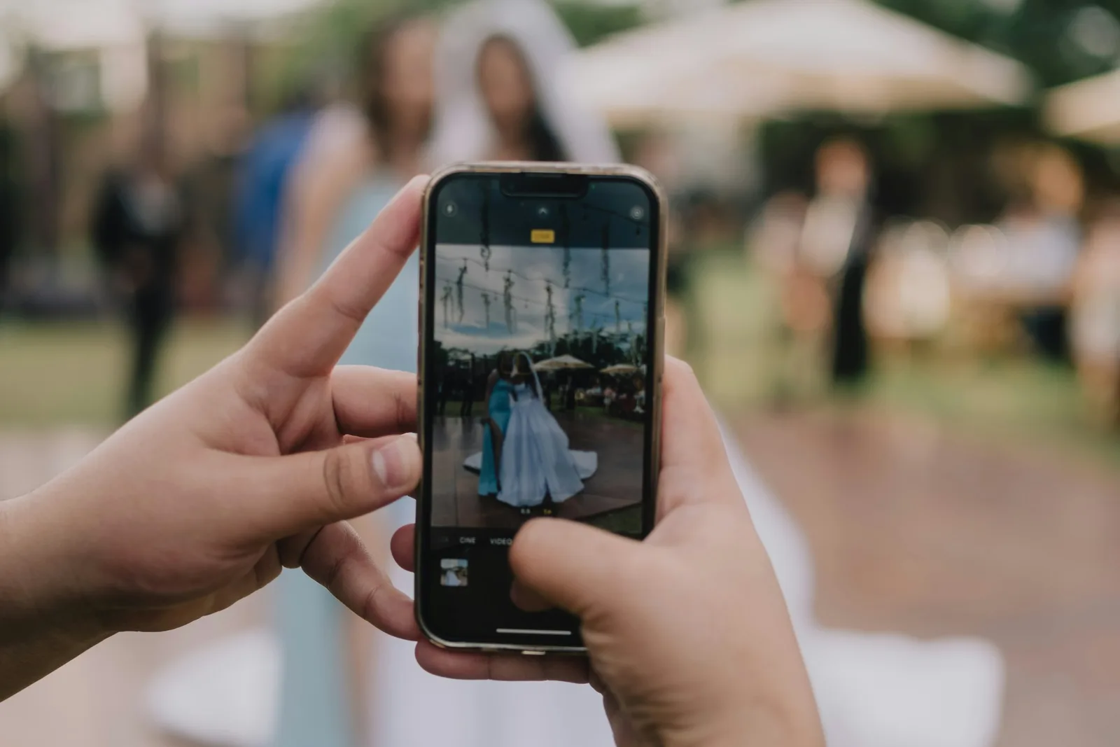Misafir yüklemeli düğün fotoğraf galerisi: nelere dikkat etmeli?