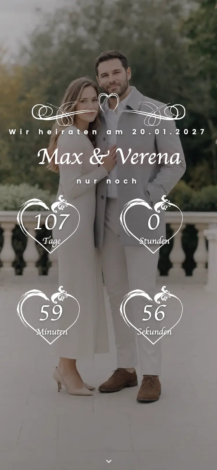 Hochzeitswebsite auf dem Handy mit der Startseite des Paares
